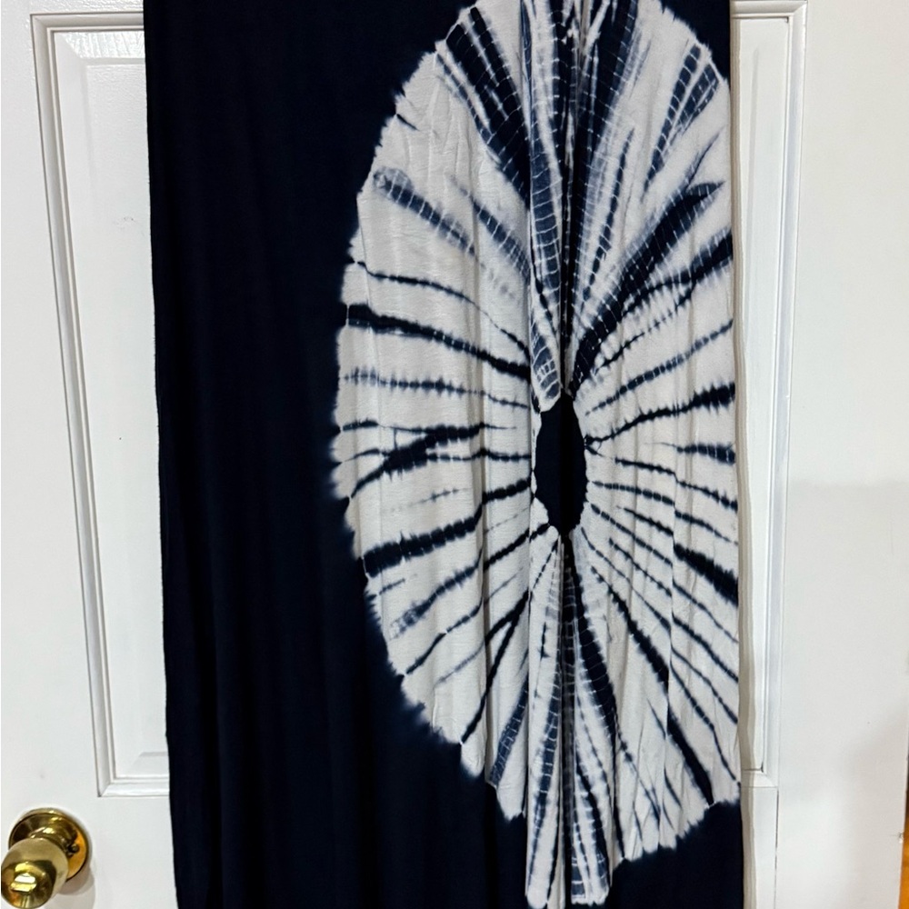 Design History Navy maxi skirt